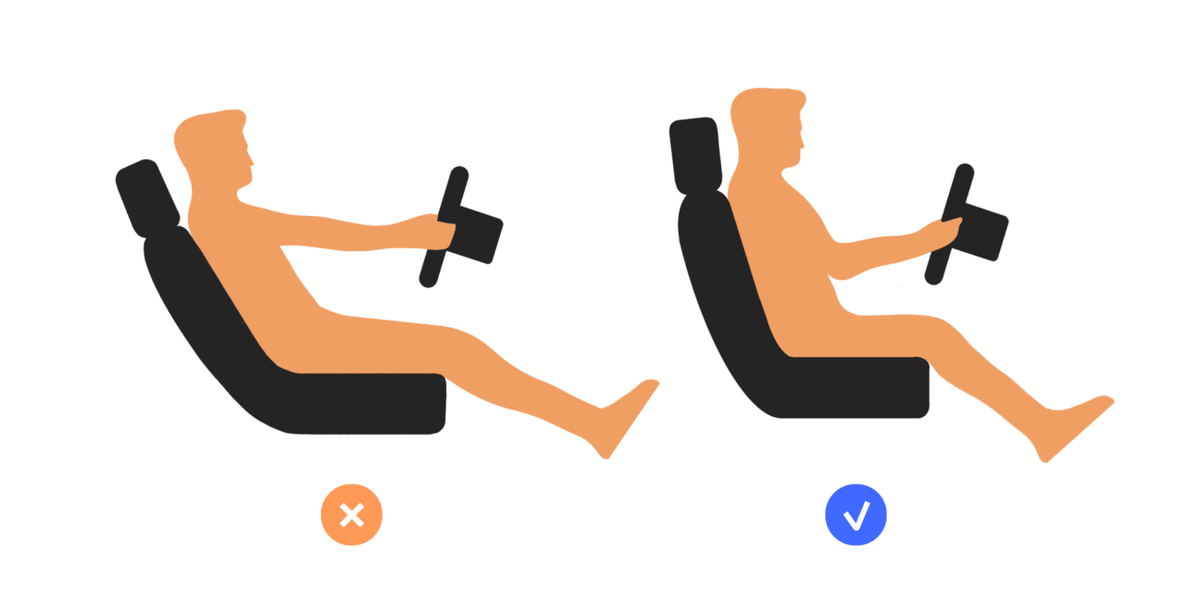 Если на механике выжать педаль сцепления в пол, колено левой ноги должно оставаться чуть согнутым. Это значит, что кресло отрегулировано правильно