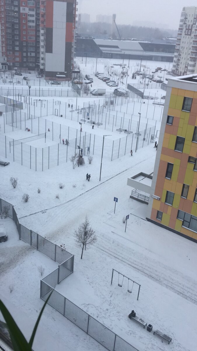 ЖК Новые Ватутинки в Новой Москве.Тихо и спокойно.Уборка снега-это редко.