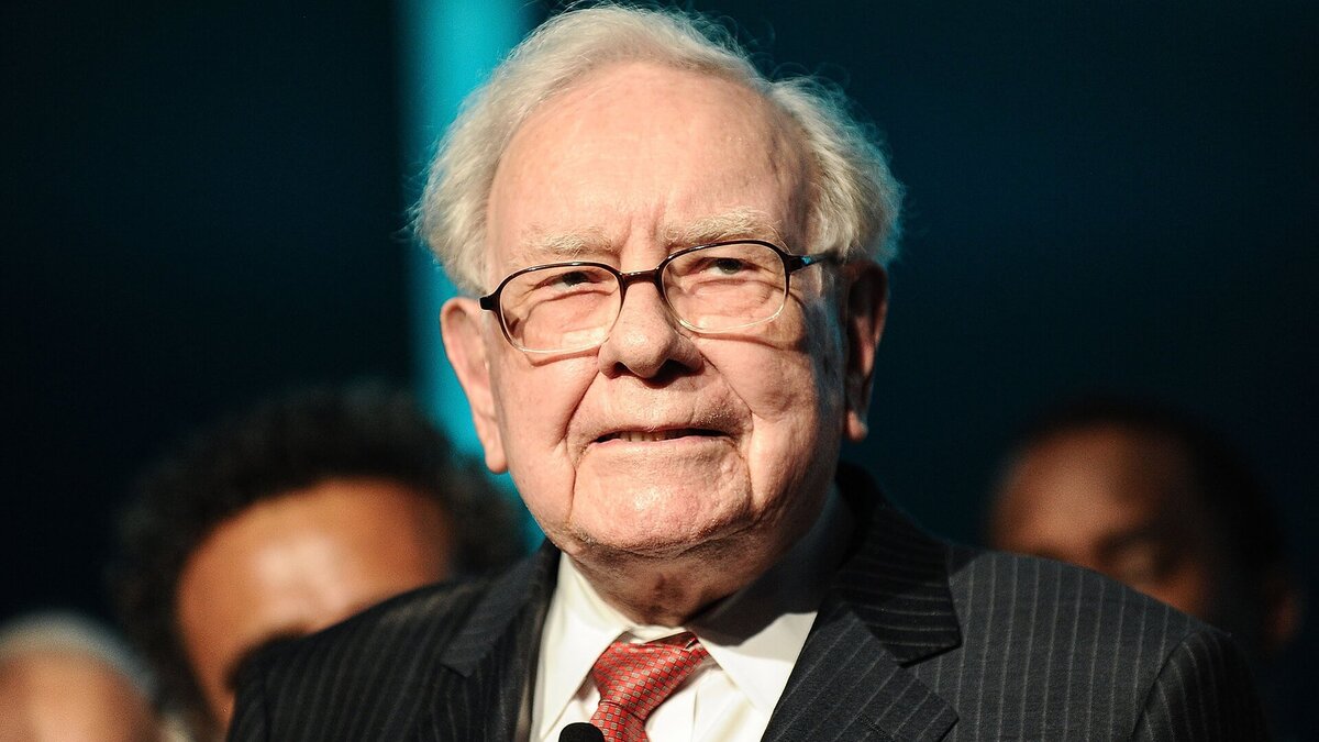    Руководитель Berkshire Hathaway Уоррен Баффетт