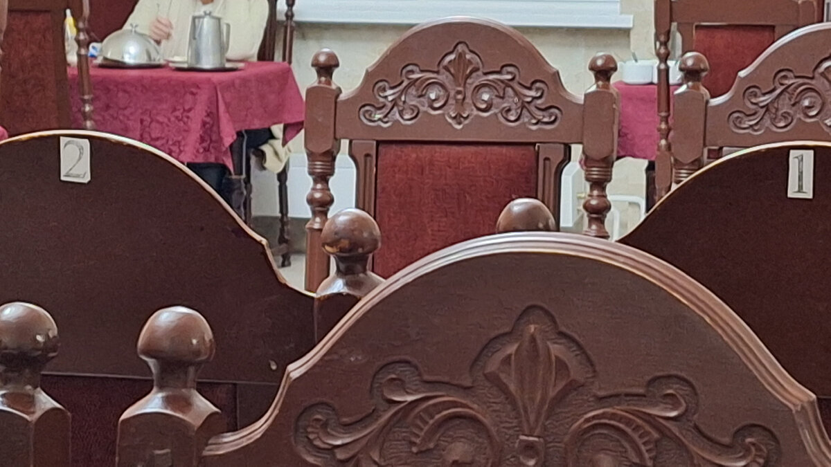 Нумерация стульев.