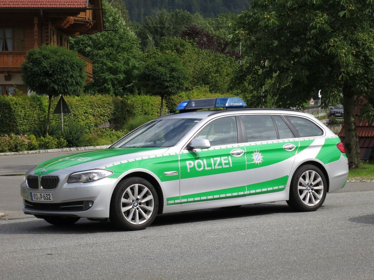    Машина полиции ГерманииCC BY 2.0 / Christian Allinger / 5er BMW Polizei Bayern