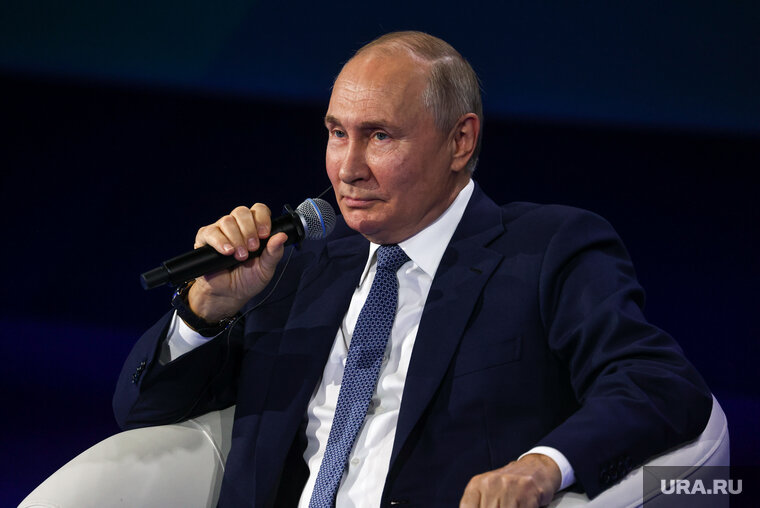    Владимр Путин принял участие в Конгрессе молодых ученых