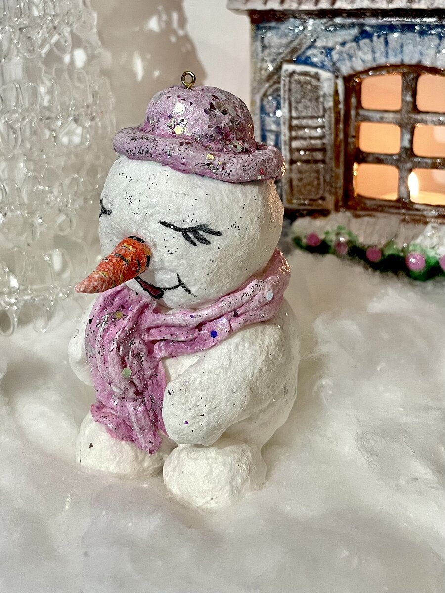 Первая ватная игрушка (мой снеговичок)