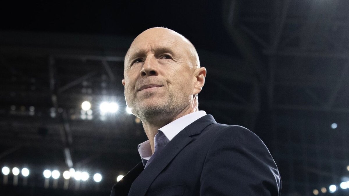 Федотов прокомментировал удаление защитника ЦСКА Мойзеса в матче Кубка ...