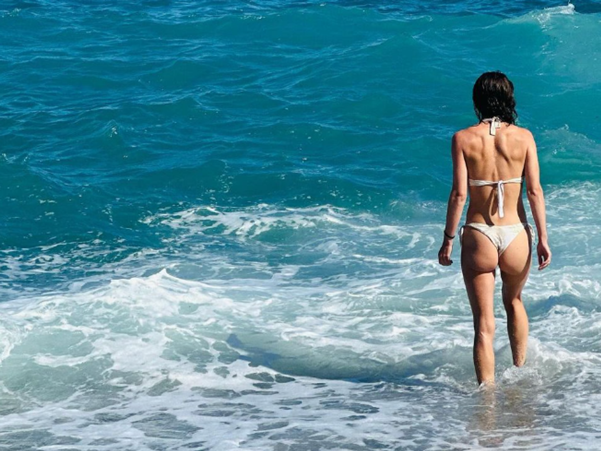    Экс-премьер Финляндии Санна Марин на отдыхе© Официальная страница Санны Марин в соцсети