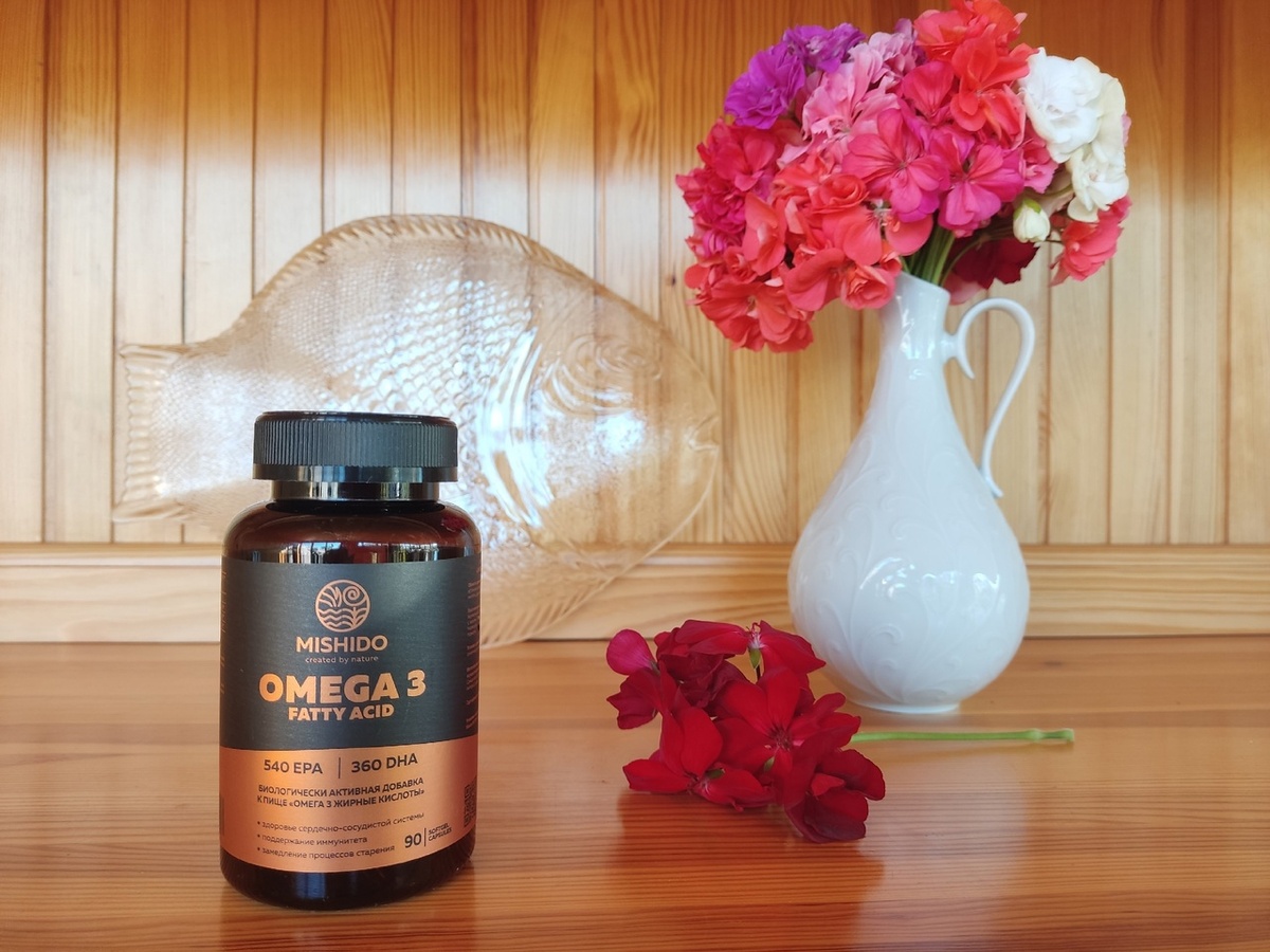 В составе капсул два основных компонента: рыбий жир и комплекс полиненасыщенных жирных кислот Омега 3