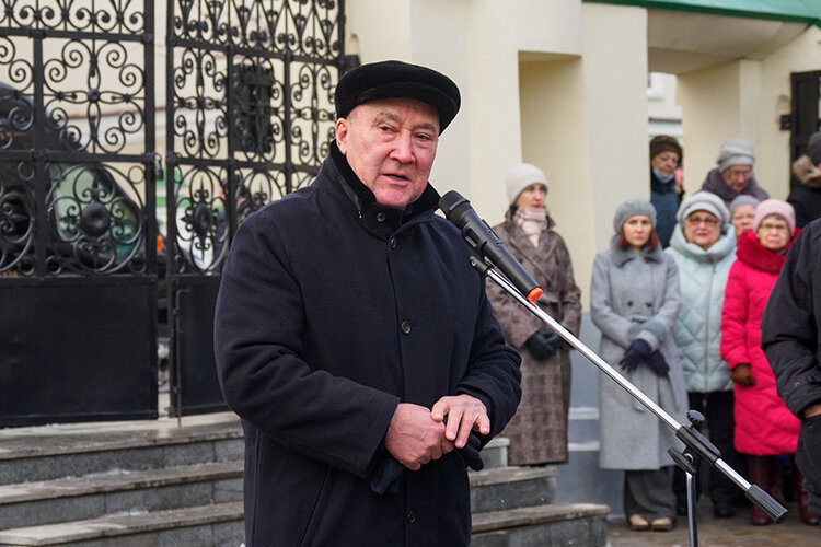    «Никто не вечен, но главное, какой след оставишь после себя», — начал зампредседателя Госсовета РТ Марат Ахметов