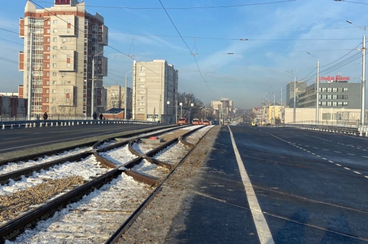    В Барнауле запустили движение по мосту на проспекте Ленина