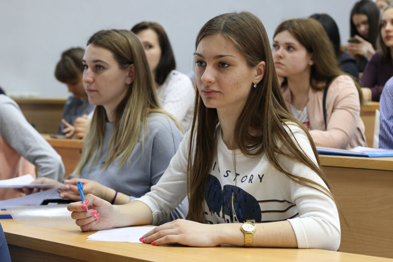 Студент рэа. РЭУ Плеханова студенты. РЭУ Плеханова Мария. Екатерина Багаутдинова РЭУ Плеханова. Мария Сокол РЭУ Плеханова.