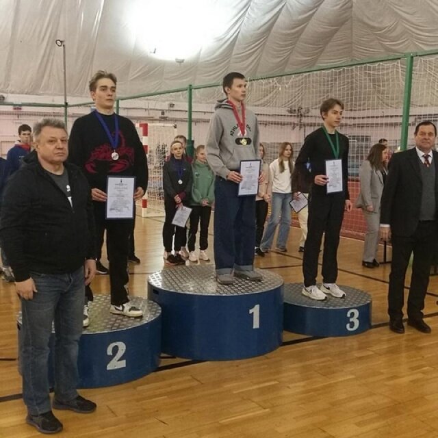    Кинешемские легкоатлеты вернулись с наградами из Ярославля