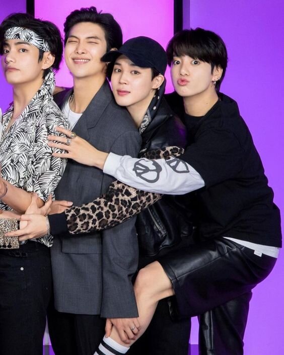 Очередь на последнюю электричку в армию ...