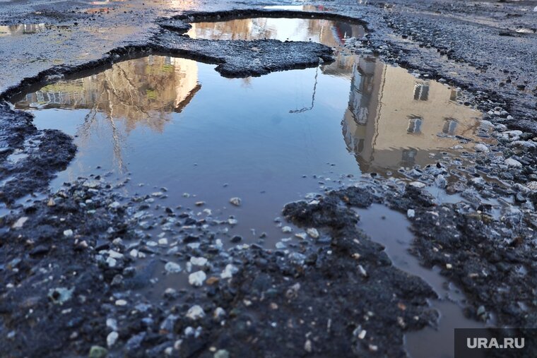    Курганцы жалуются на плохое состояние дороги в микрорайоне Вороновка