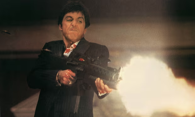 Аль Пачино в фильме "Лицо со шрамом" (1983)