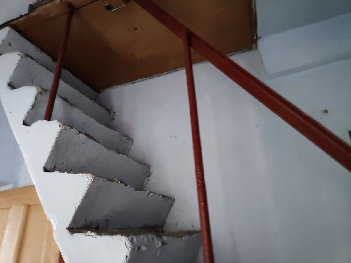 Лестница  на чердак