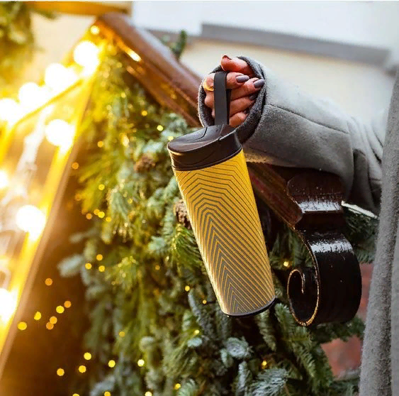 Хороший вариант термокружки с фиксатором. Фото из Pinterest.