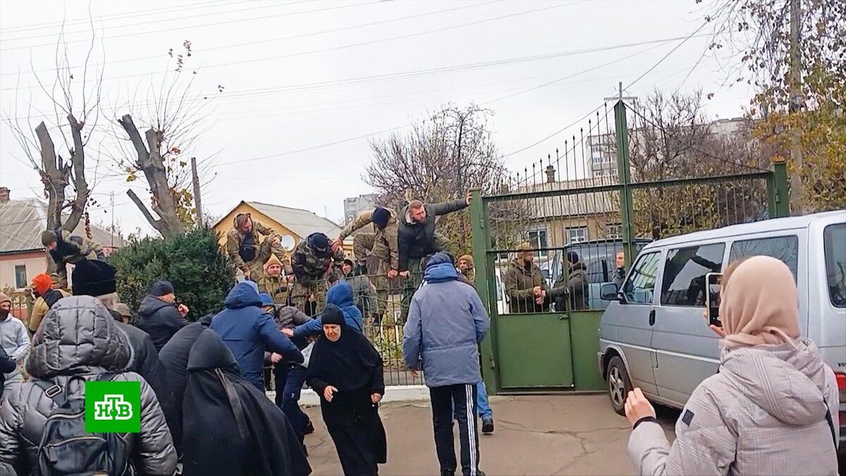    Рейдеры захватили православный монастырь в Черкассах