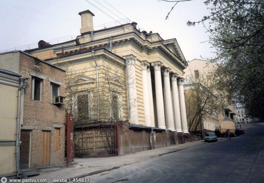 Хоральная синагога в Москве на ул. Архипова. 1992 г. https://pastvu.com/p/54831