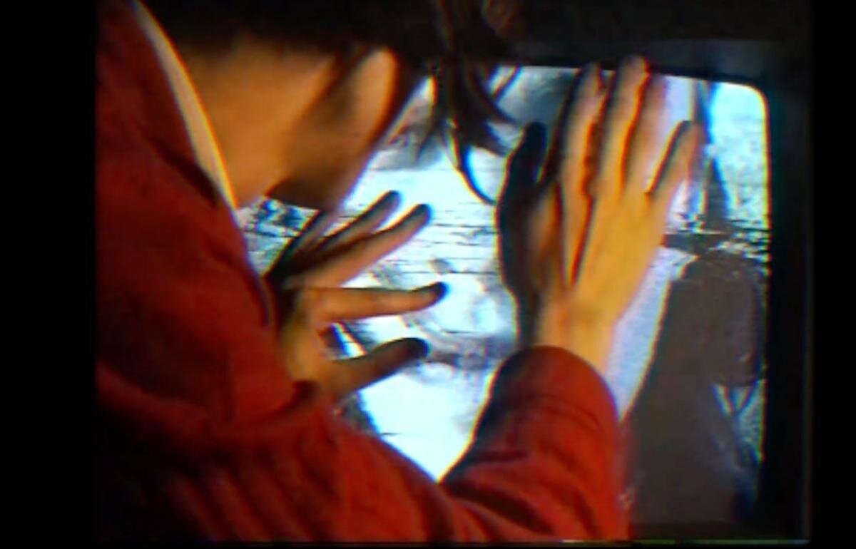 Кадр из фильма «Вверх, вниз»