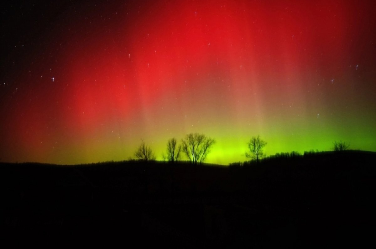    Магнитная буря «растянет» полярное сияние от Мурманска до Москвы