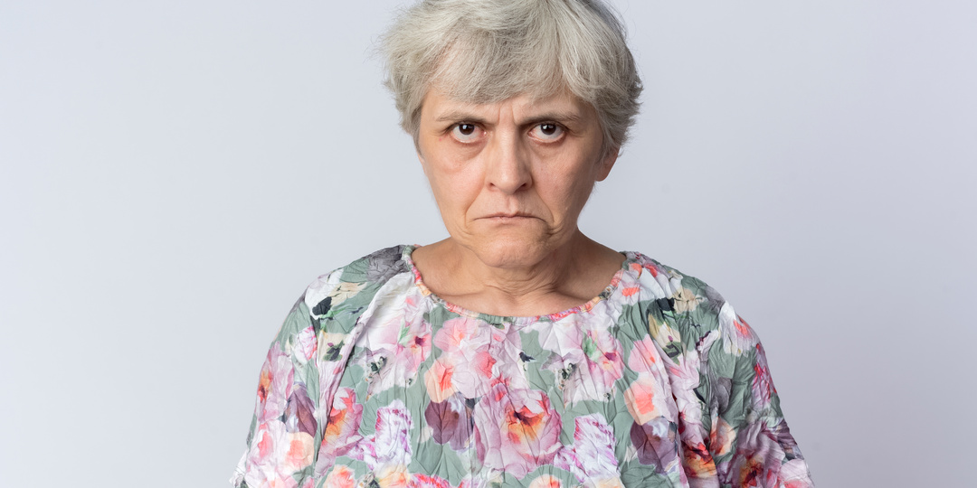 Как защититься от соседа по загородному участку?