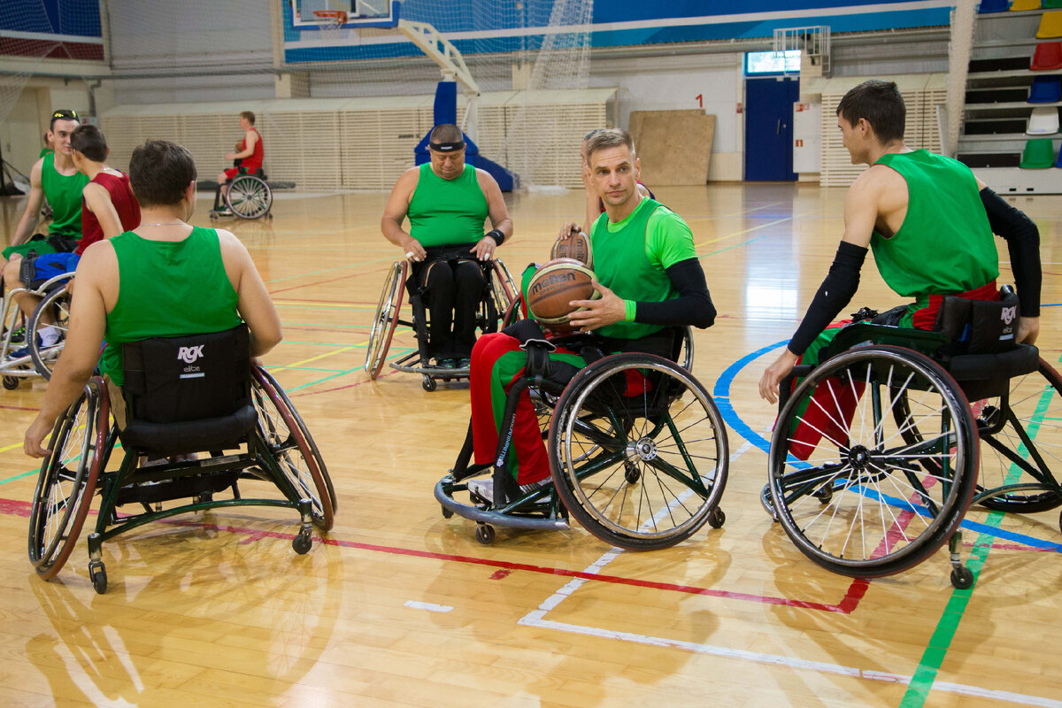 Спортивные игры инвалидов. Люди с ограниченными возможностями. Спорт для инвалидов. Спорт для людей с ограниченными возможностями. Физкультура для инвалидов.
