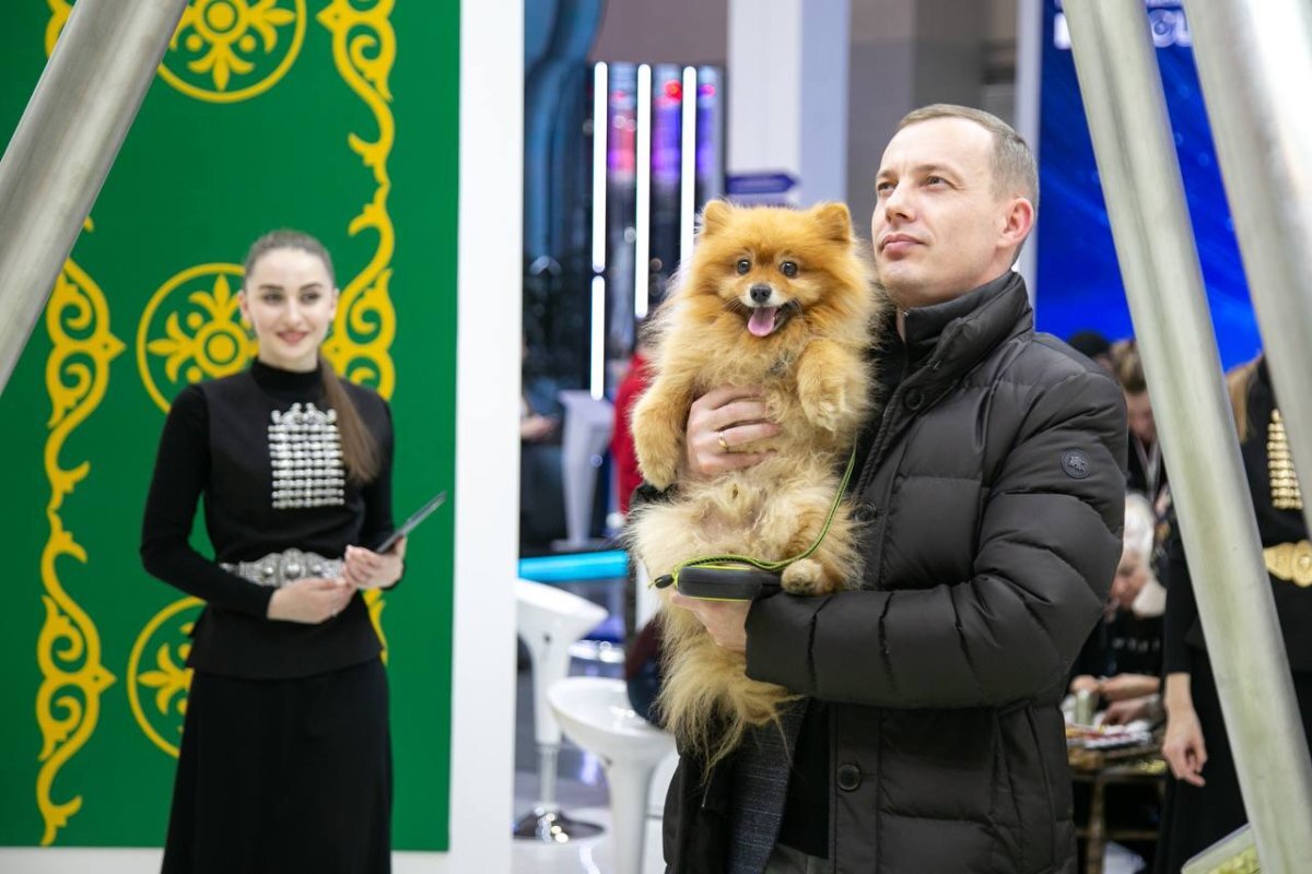    Мурат Кумпилов рассказал о работе стенда республики на выставке «Россия»