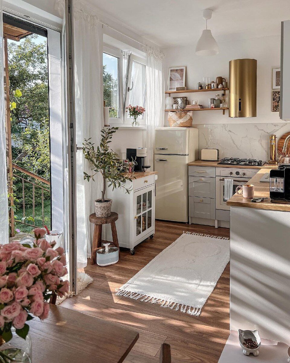 Такой стиль очень отличается от тех, которые мы привыкли видеть в общей ...