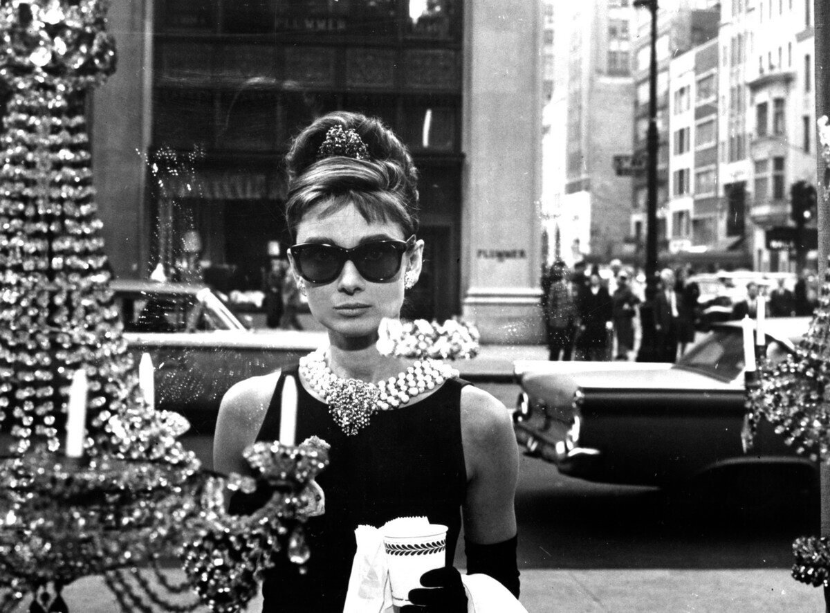Кадр из фильма «Завтрак у Тиффани» / Breakfast at Tiffany’s, 1961, Jurow-Shephard