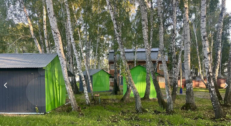    На базе можно одновременно разместить 270 человек
