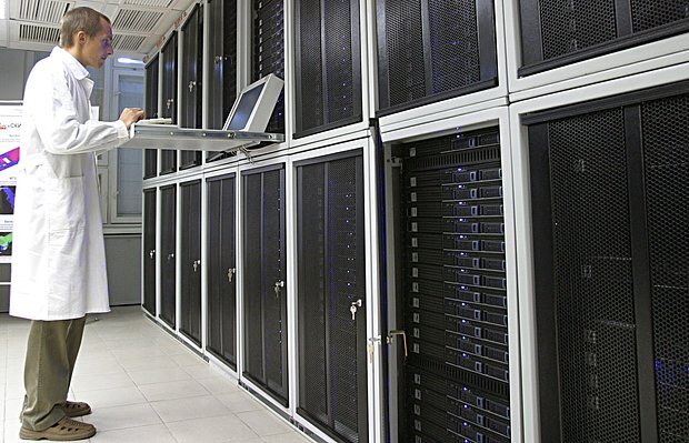    Суперкомпьютер СКИФ К-1000, разработанный белорусскими учеными, включен в список 100 самых высокопроизводительных вычислительных систем в мире. Суперкомпьютер создан в Объединенном институте проблем информатики Национальной академии наук Белоруссии.. Фото: Иван Руднев / РИА Новости
