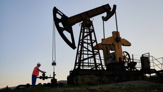    Reuters: ОПЕК+ договорилась о сокращении добычи нефти Татьяна Сидорова