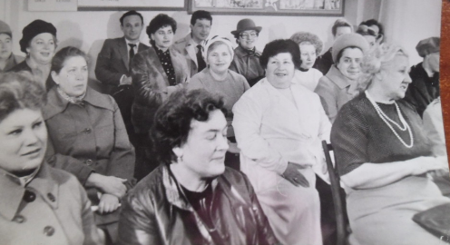 Наташа слева