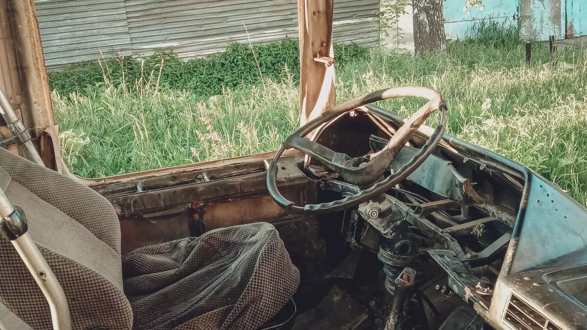     В Ростовской области столкнулись два большегруза и сильно ограничили движение транспорта, сообщили водители в соцсетях.