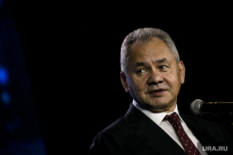    Дом, где жил Шойгу, строился для партработников