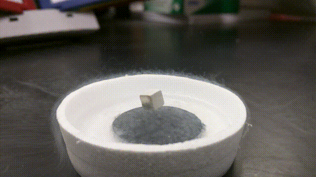 Левитация с помощью магнитов. 