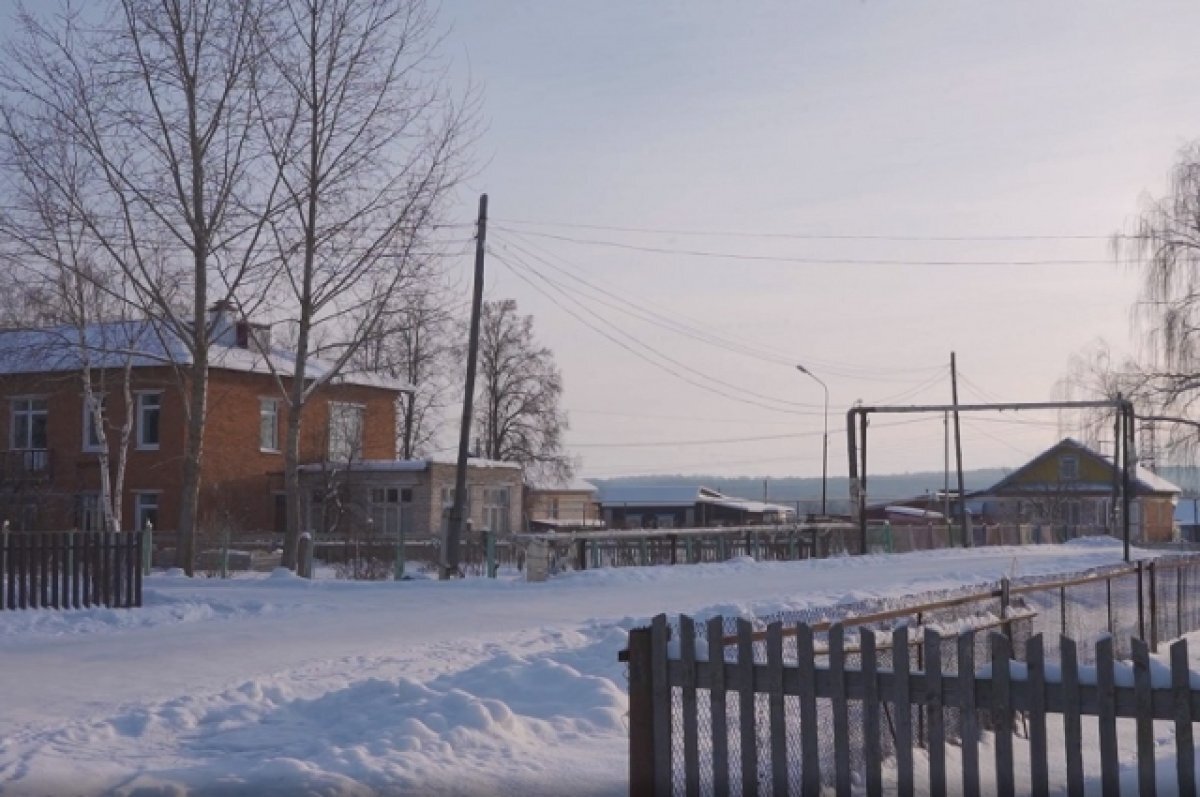    В посёлке Яр протянули 20 километров распределительной сети.