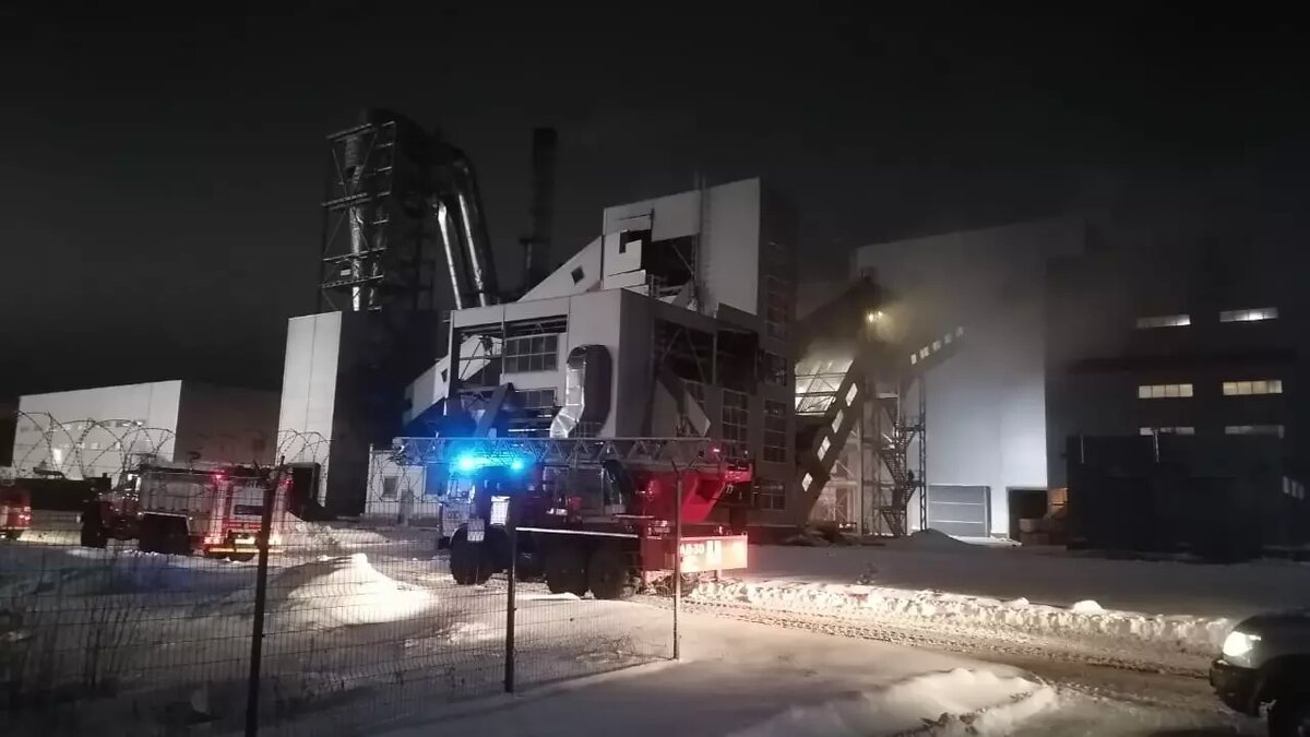     С огнем спасатели боролись несколько часов, об этом сообщили в пресс-службе МЧС по РК.