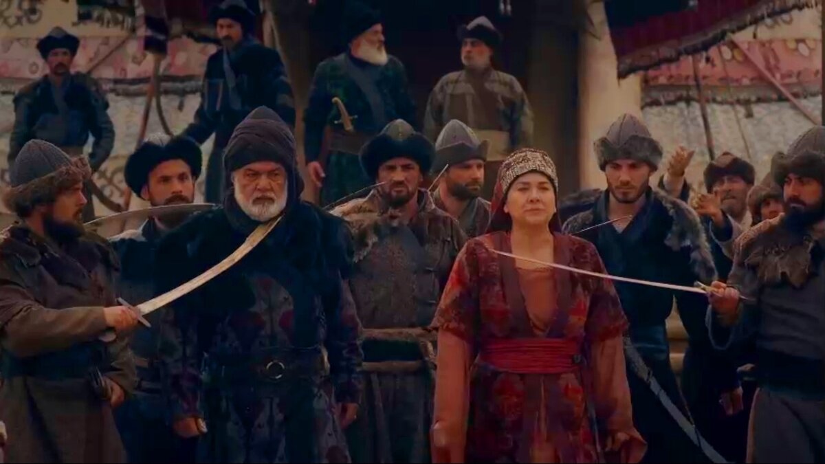 Свержение шаха Сулеймана. Шейх Ибн Араби вновь спешит на помощь Эртугрулу. Интересные факты об актёре, сыгравшем отца Эртугрула 