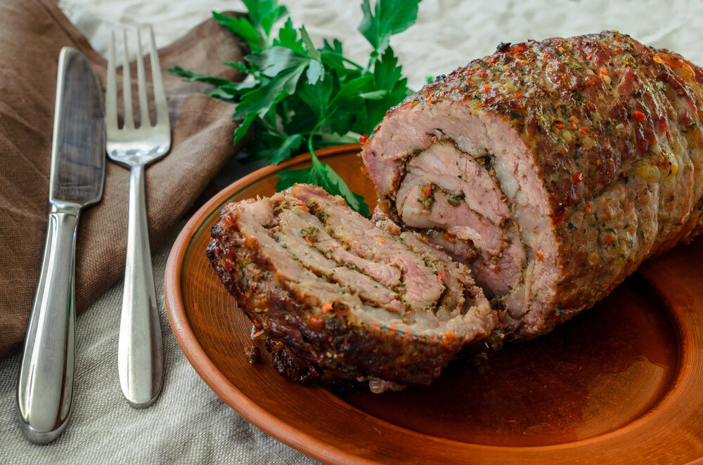    Мясной рулет — это удобно, вкусно и сытно
