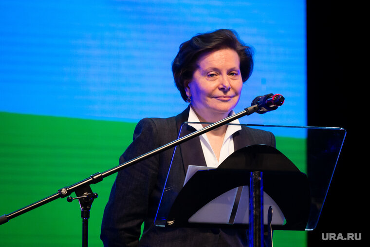    Наталья Комарова сделала соавторами своего послания жителей округа