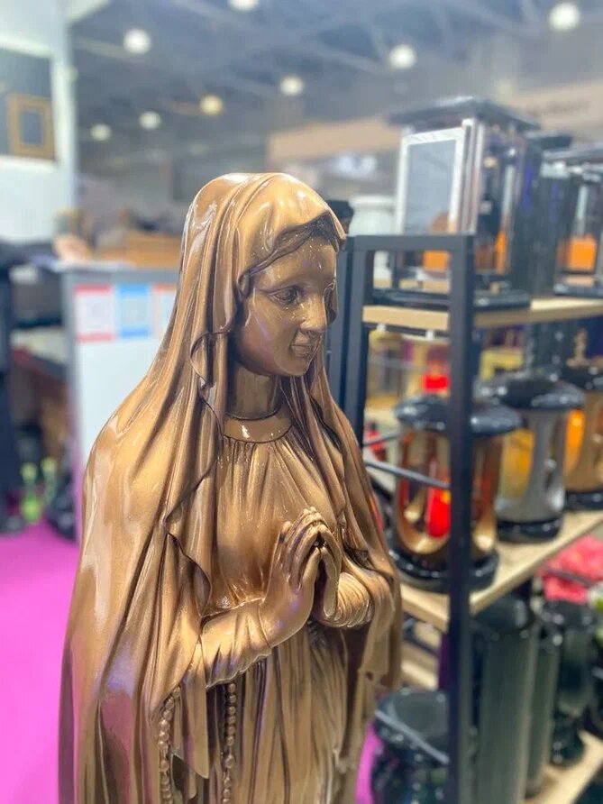 Выставка"Некрополь"