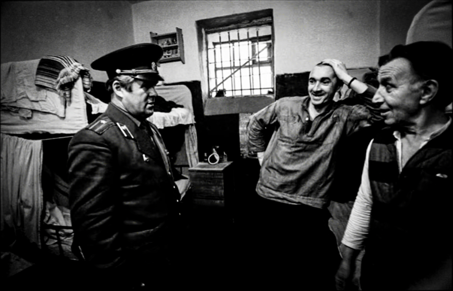 роба особого режима. режимы управленияохраннойтруда. особый режим управления. введение военного положения. шизо в колонии.