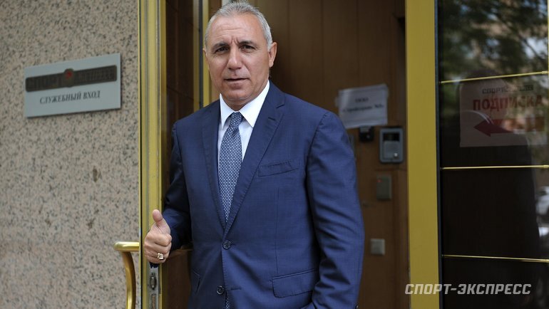    Христо Стоичков.Алексей Иванов