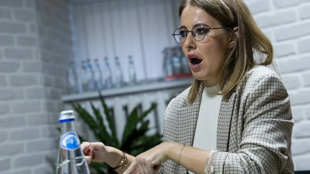 Осторожно собчак 2021. Последнее выступление собчак. Канал ксении собчак. Журналистка ксения собчак. Ксения собчак сейчас.