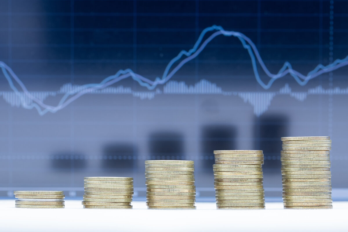<a href="https://www.freepik.com/free-photo/stack-five-rows-coins_5508866.htm">Image by jcomp</a> on Freepik
