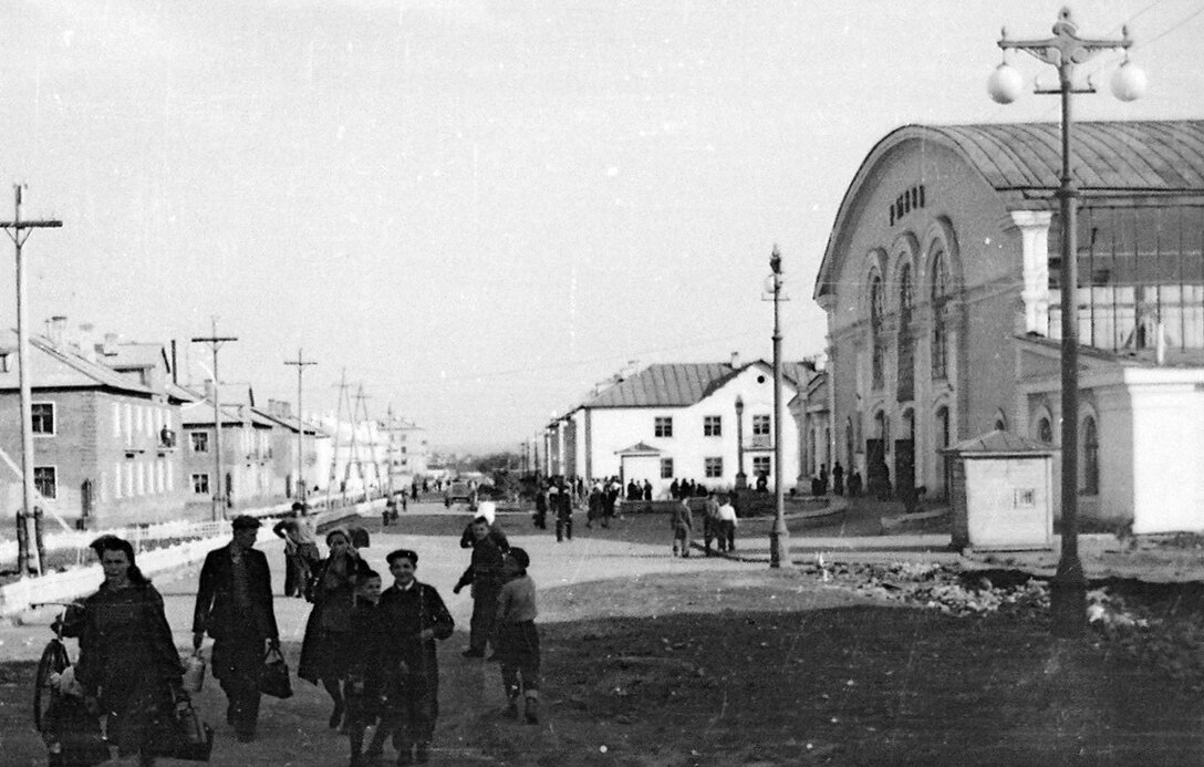 Вход со стороны ул. Воронежской