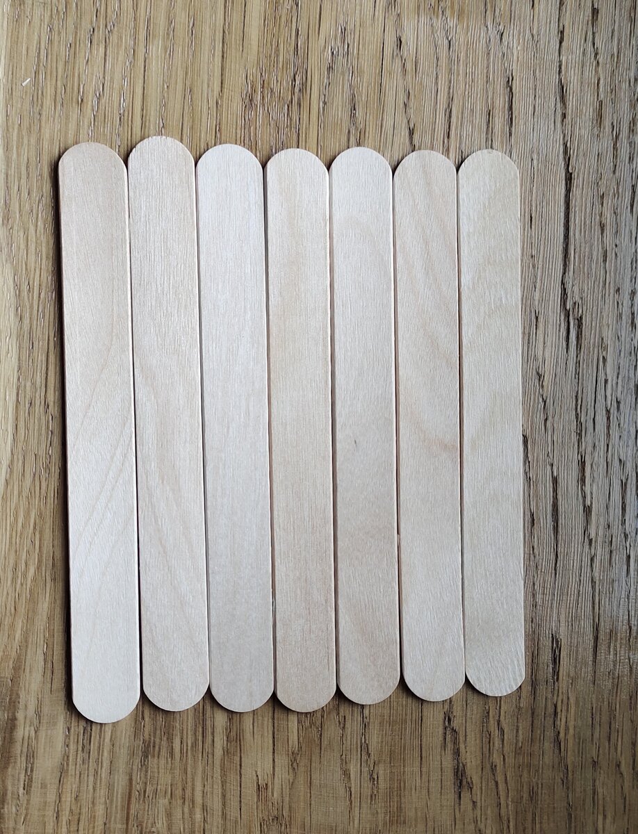 Начинаю с того, что прикидываю нужную ширину будущего шкафа.