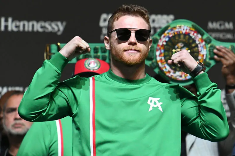Canelo в короне