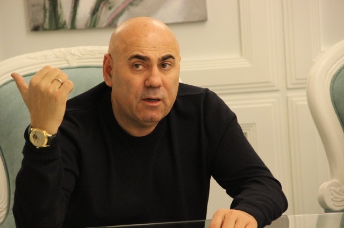    Продюсер Пригожин назвал певицу Наргиз психически ненормальным человеком