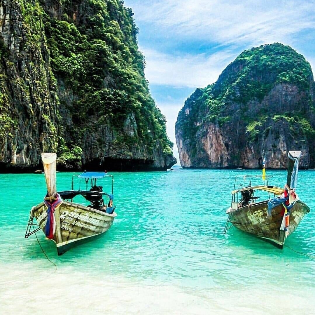 Таиланд, Краби, Пхи-Пхи-лей, бухта Майя. Фото из интернета.